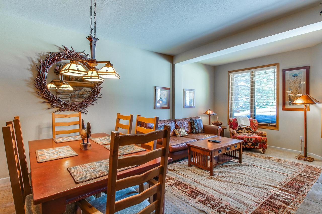 Mammoth Green Condos Mammoth Lakes Room photo